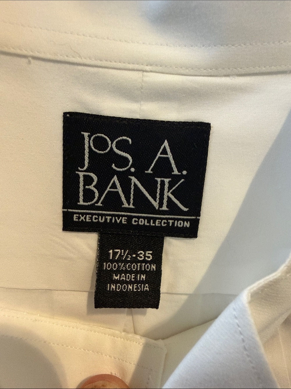 Jos A. Banks Classic White Pleated Front Men's Dress Shirt - Picture 2 of 5